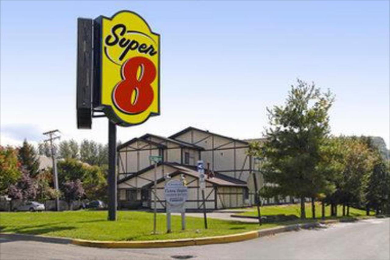 Super 8 By Wyndham - Poconos Hotel 2*
