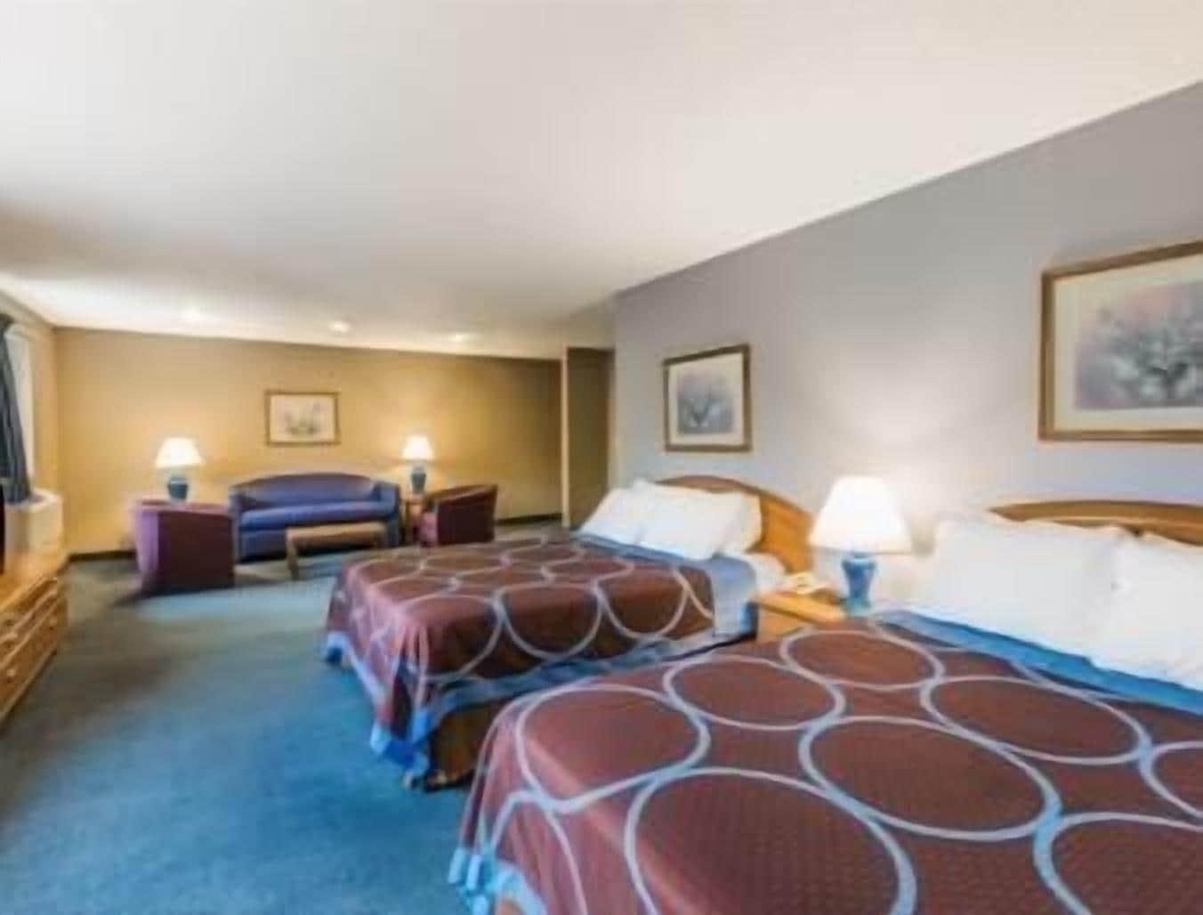 Super 8 By Wyndham - Poconos Hotel