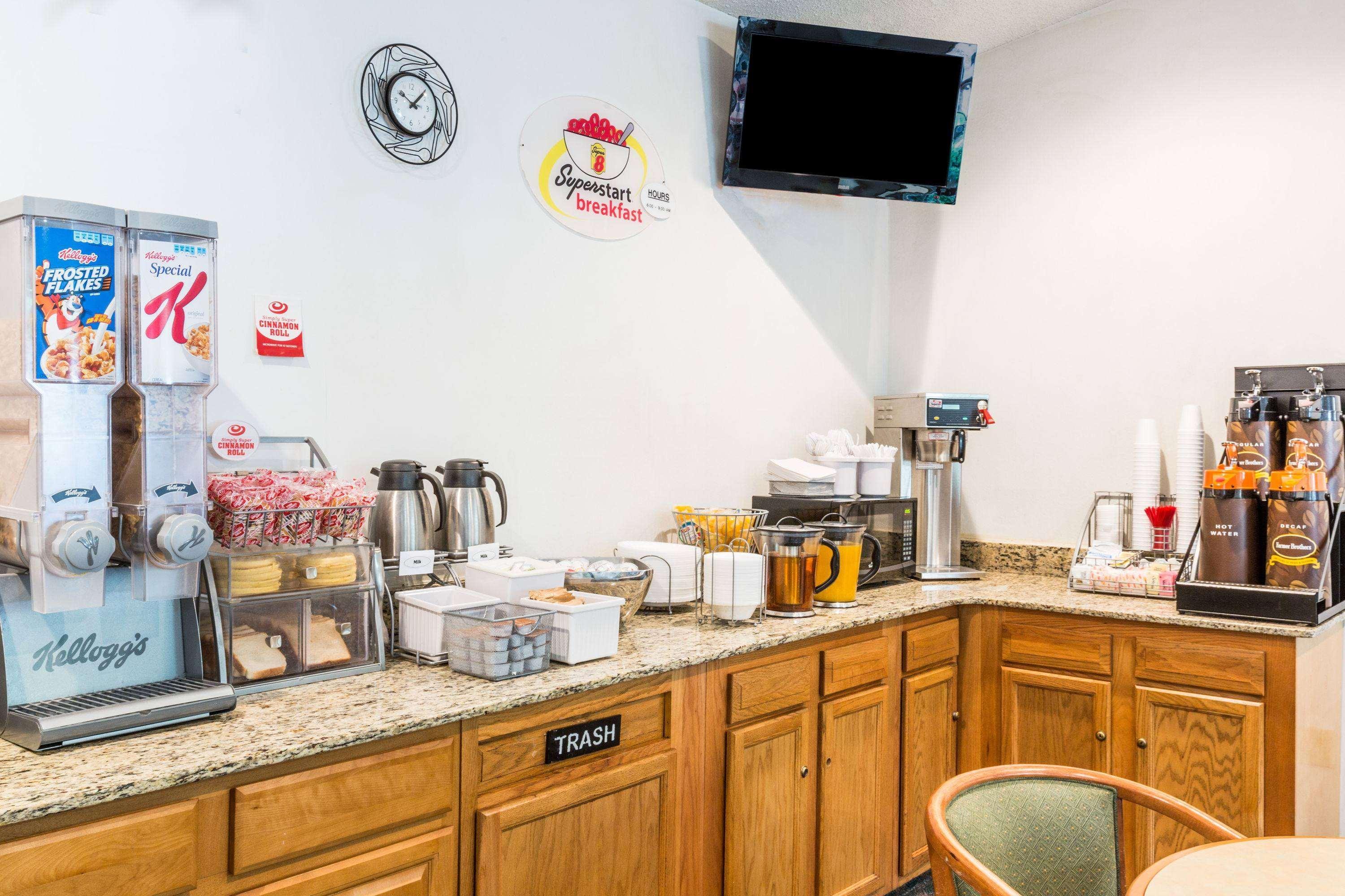 Super 8 By Wyndham - Poconos 2* East Stroudsburg