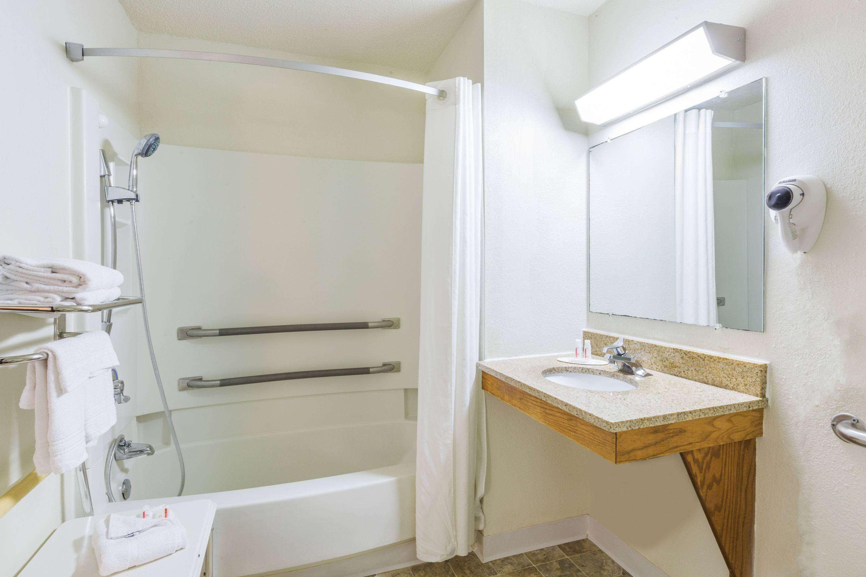 Super 8 By Wyndham - Poconos Hotel East Stroudsburg