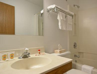 Super 8 By Wyndham - Poconos Hotel East Stroudsburg